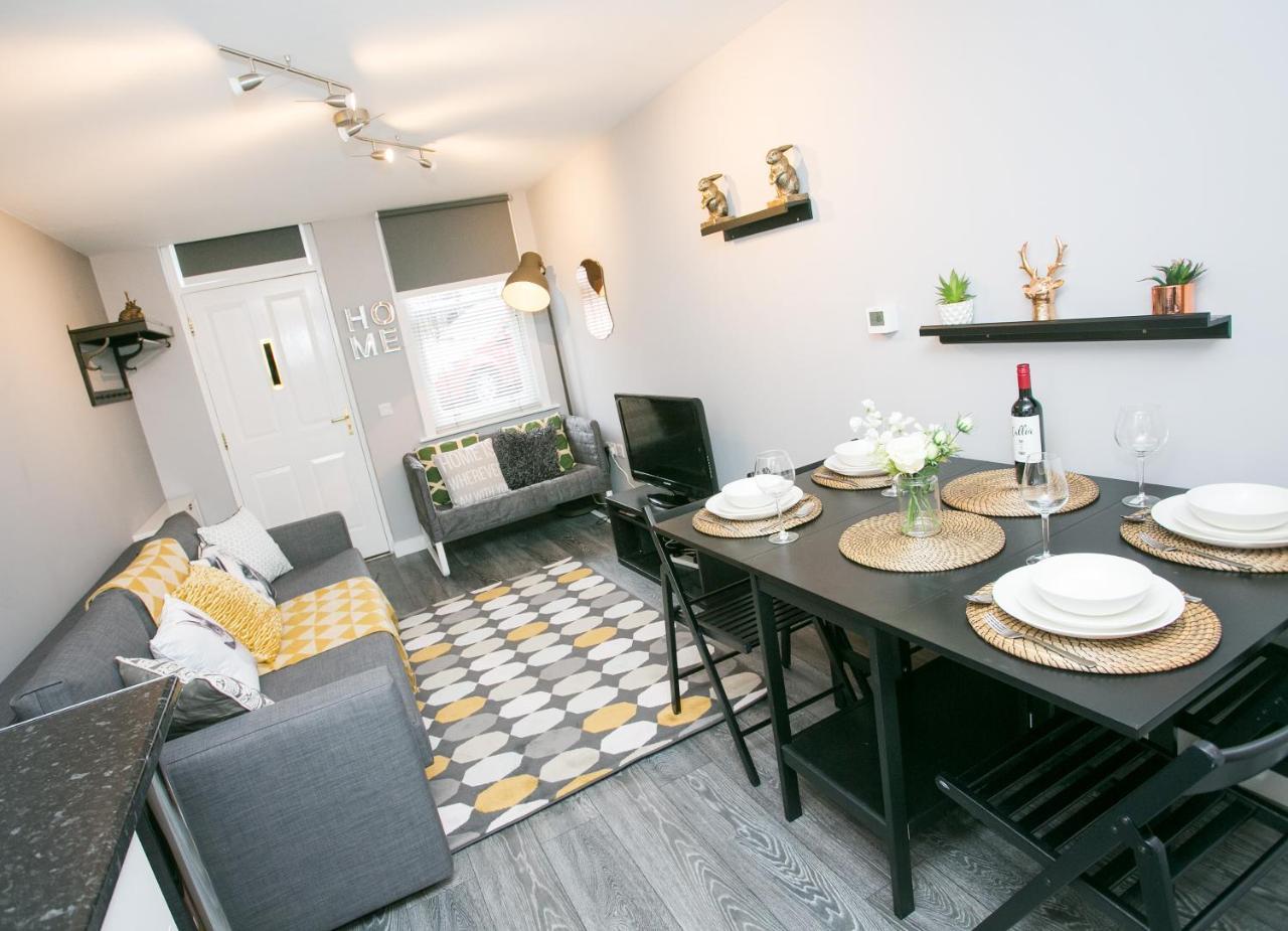 בלפסט Malone Place Apartment מראה חיצוני תמונה